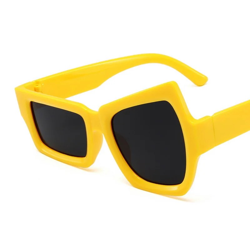 Yellow rectangular frame with black lens for techno sunglasses